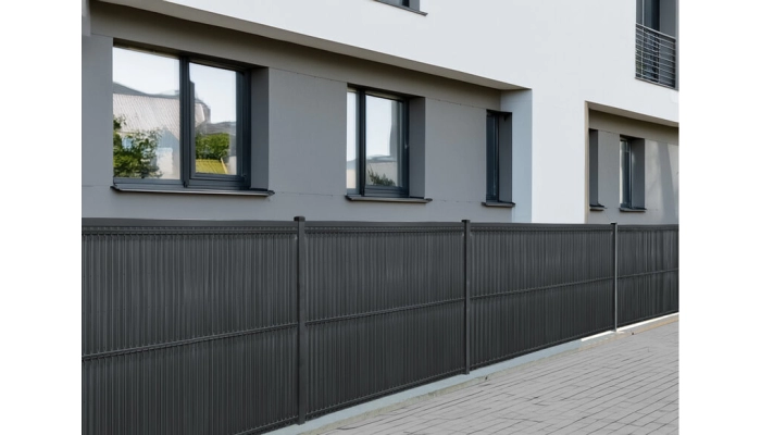 Osłona do paneli ogrodzeniowych